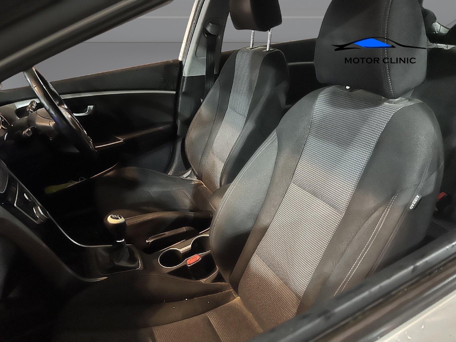 Used Hyundai i30 2013 for sale - 76770304: Photo 8