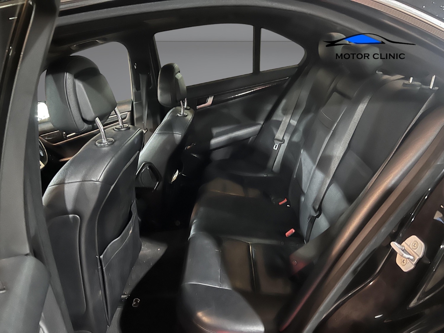Used Mercedes-Benz C Class 2013 for sale - 76373858: Photo 13