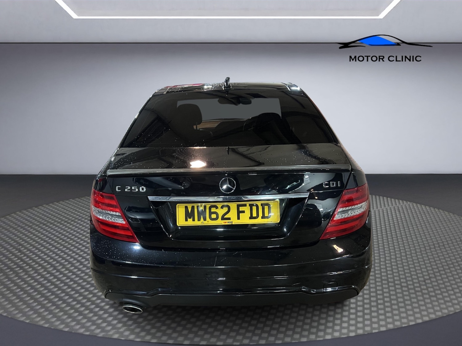 Used Mercedes-Benz C Class 2013 for sale - 76373858: Photo 4