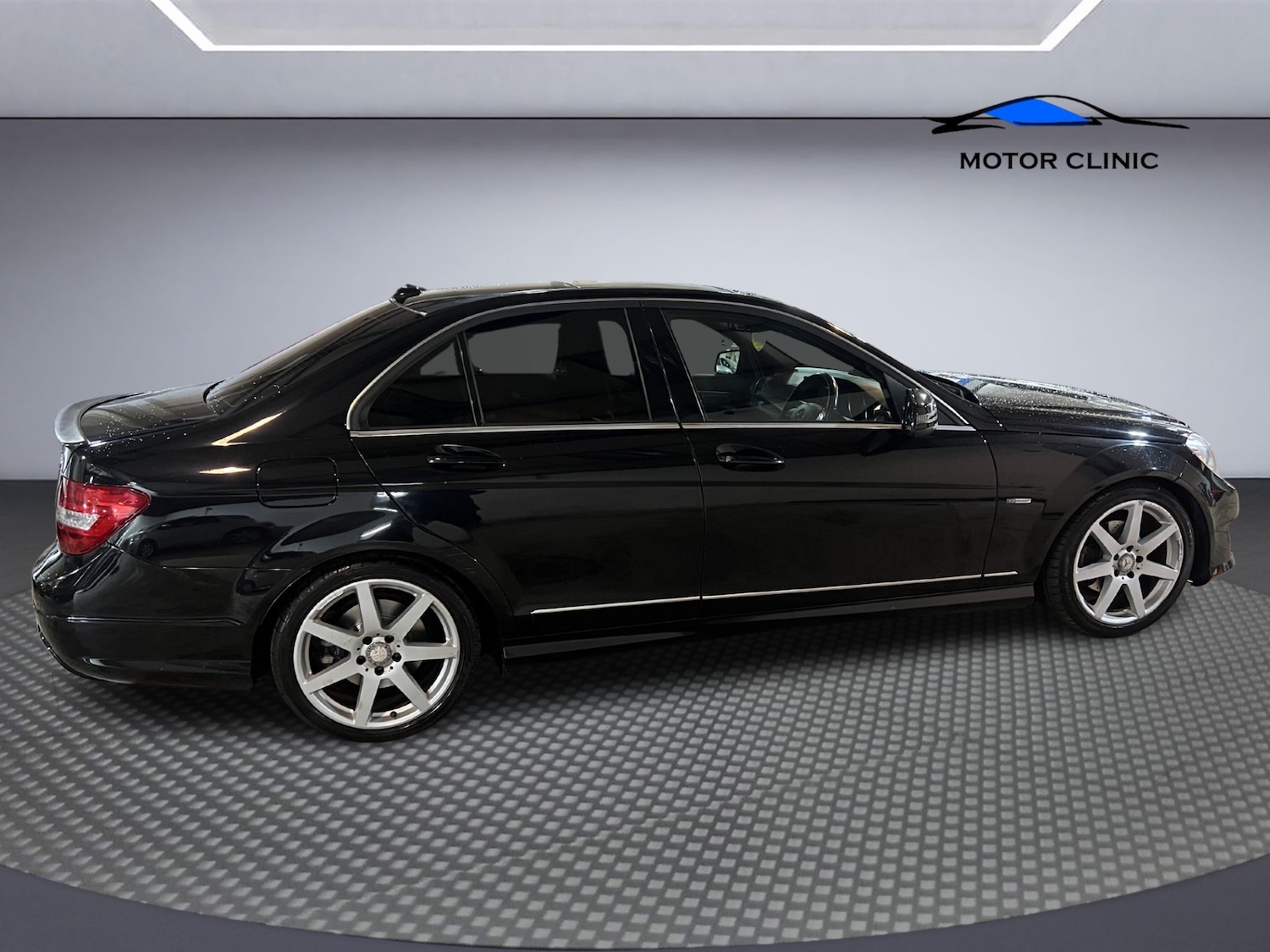 Used Mercedes-Benz C Class 2013 for sale - 76373858: Photo 6