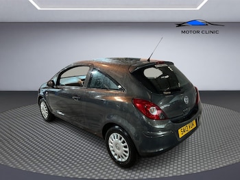 Used Vauxhall Corsa 2013 for sale - 76096441: Photo 2
