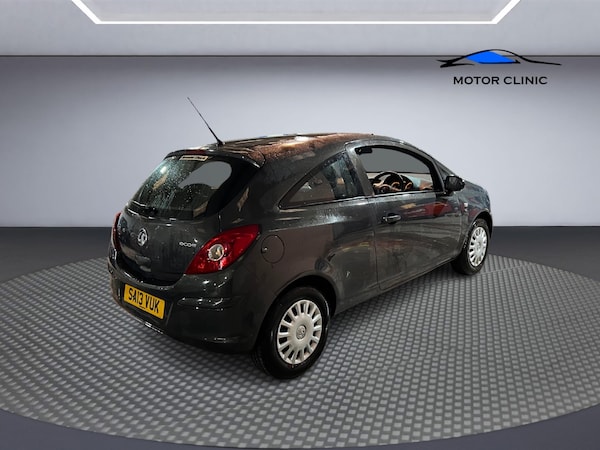 Used Vauxhall Corsa 2013 for sale - 76096441: Photo 4