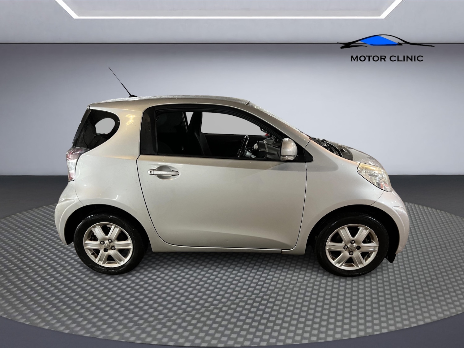 Used Toyota IQ 2009 for sale - 76431784: Photo 6
