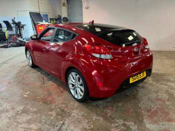 Used Hyundai Veloster 2015 for sale - 74961332: Photo
