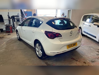 Used Vauxhall Astra 2015 for sale - 75595959: Photo