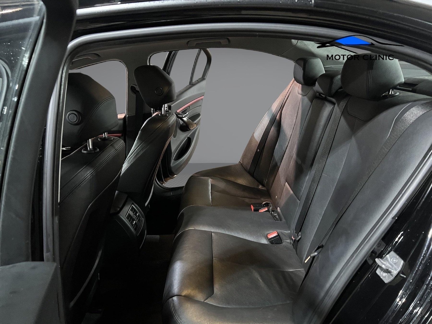 Used BMW 3 Series 2017 for sale - 77113082: Photo 12