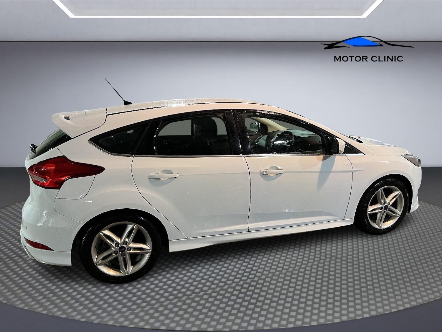 Used Ford Focus 2015 for sale - 77112949: Photo 7
