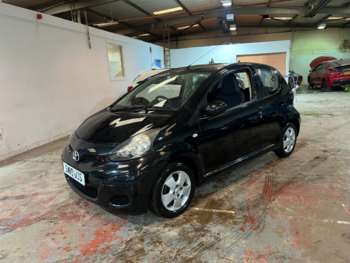 2010 (10) - 1.0 VVT-i Black 3dr