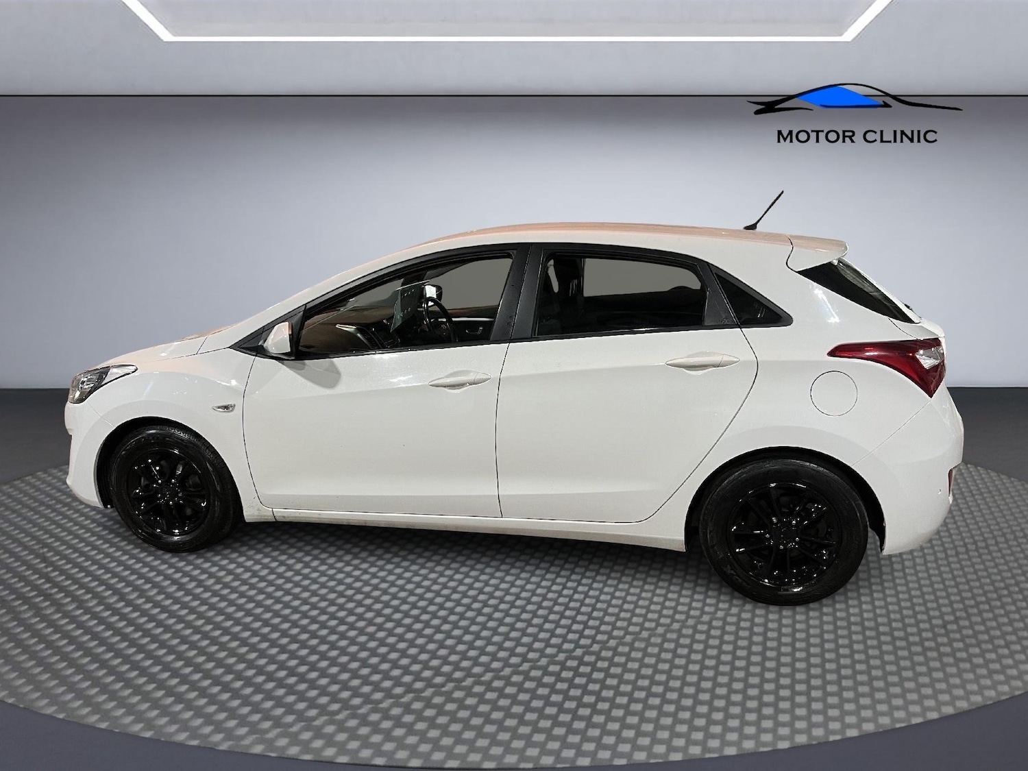 Used Hyundai i30 2013 for sale - 76848873: Photo 3