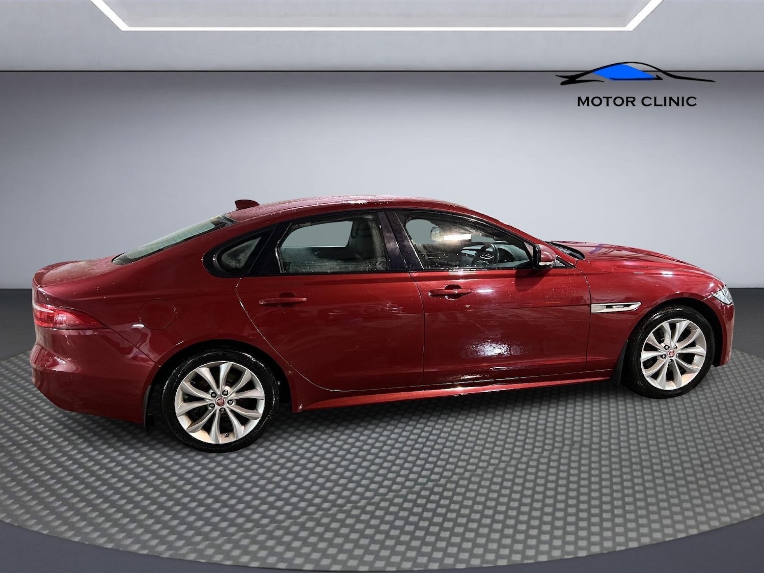 Used Jaguar XF 2017 for sale - 77136145: Photo 7