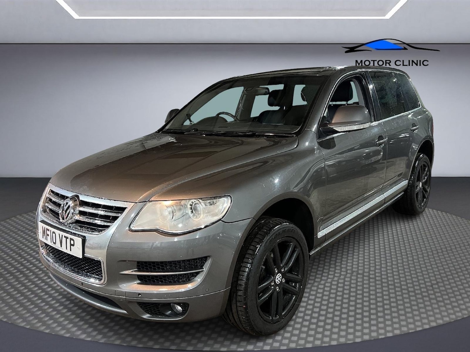 Used Volkswagen Touareg 2010 for sale - 76706111: Photo 1
