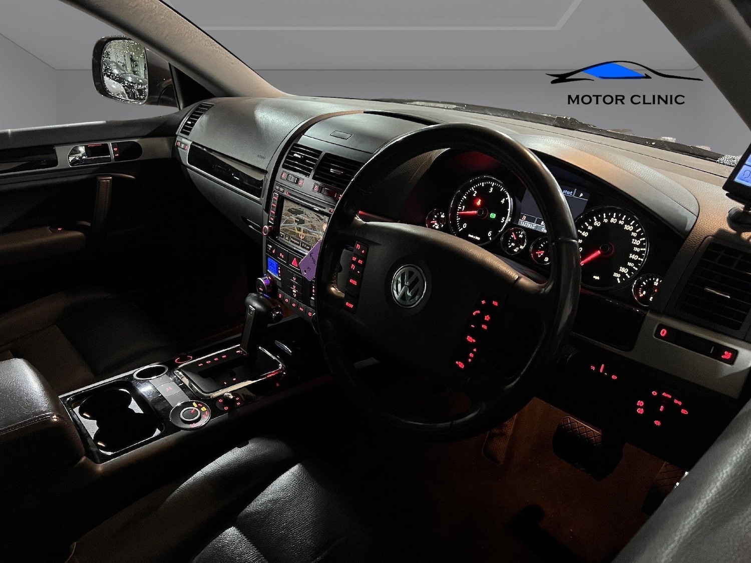 Used Volkswagen Touareg 2010 for sale - 76706111: Photo 10