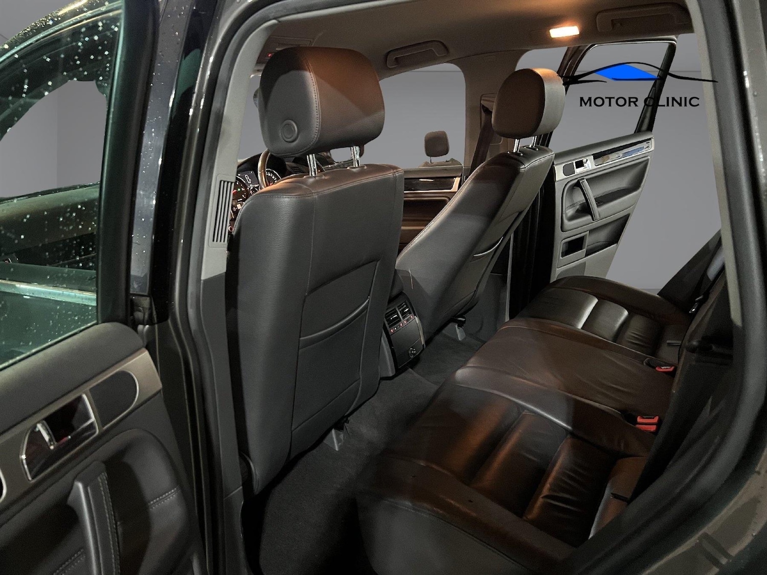 Used Volkswagen Touareg 2010 for sale - 76706111: Photo 14