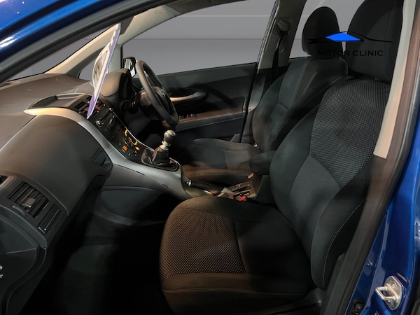 Used Toyota Auris 2011 for sale - 76336016: Photo 10