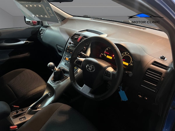 Used Toyota Auris 2011 for sale - 76336016: Photo 12