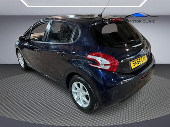 Used Peugeot 208 2014 for sale - 76518115: Photo