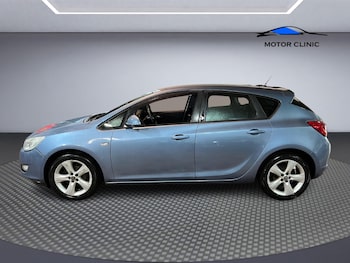 Used Vauxhall Astra 2010 for sale - 76548101: Photo