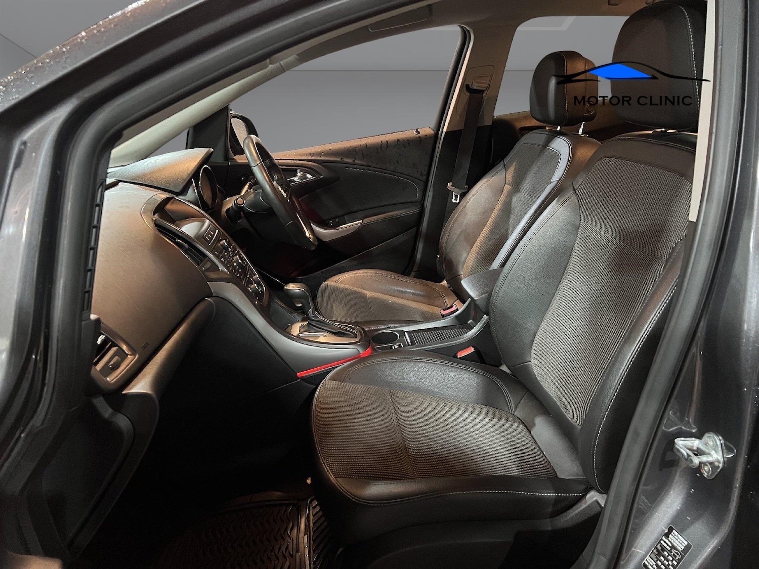 Used Vauxhall Astra 2012 for sale - 76885228: Photo 11