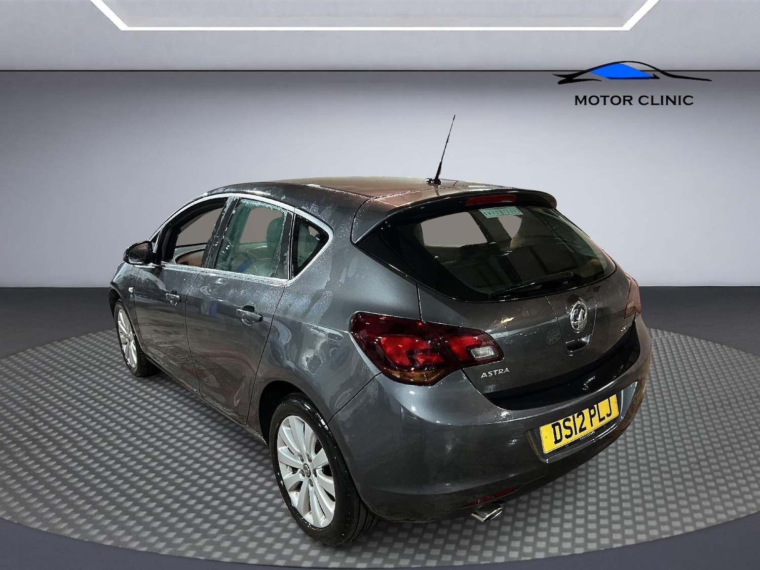 Used Vauxhall Astra 2012 for sale - 76885228: Photo 3
