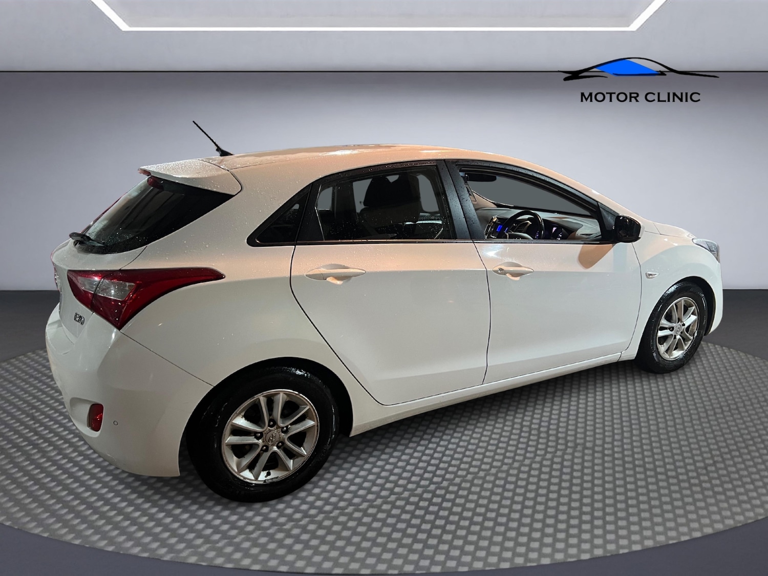 Used Hyundai i30 2013 for sale - 76348675: Photo 5