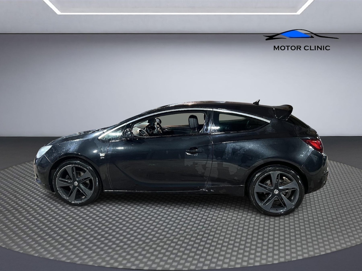 Used Vauxhall Astra GTC 2012 for sale - 77599168: Photo 2