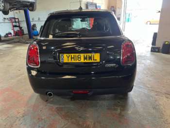 Used MINI Hatch 2018 for sale - 74633704: Photo