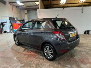 Used Toyota Yaris 2013 for sale - 74894506: Photo