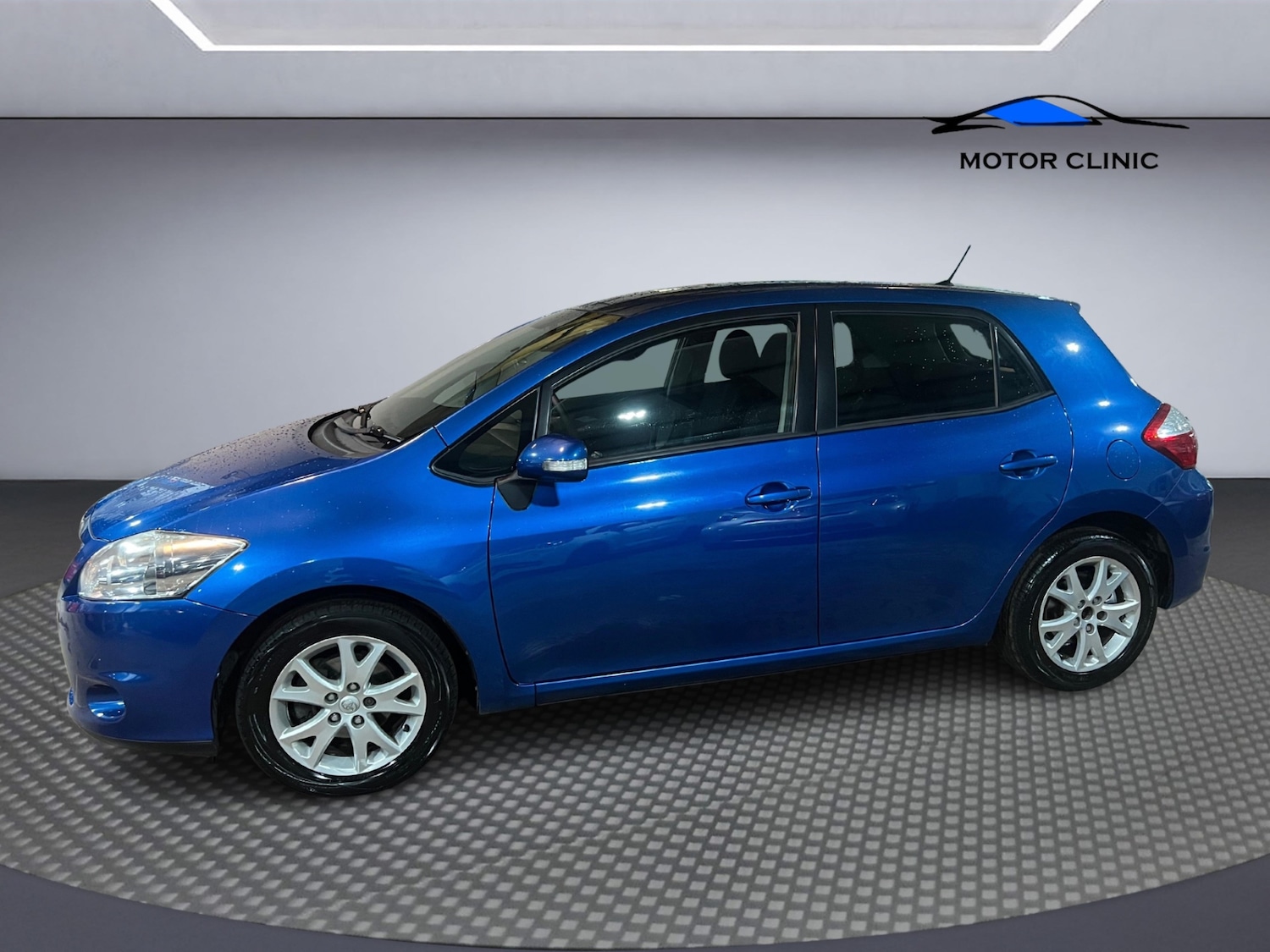 Used Toyota Auris 2011 for sale - 76699762: Photo 2