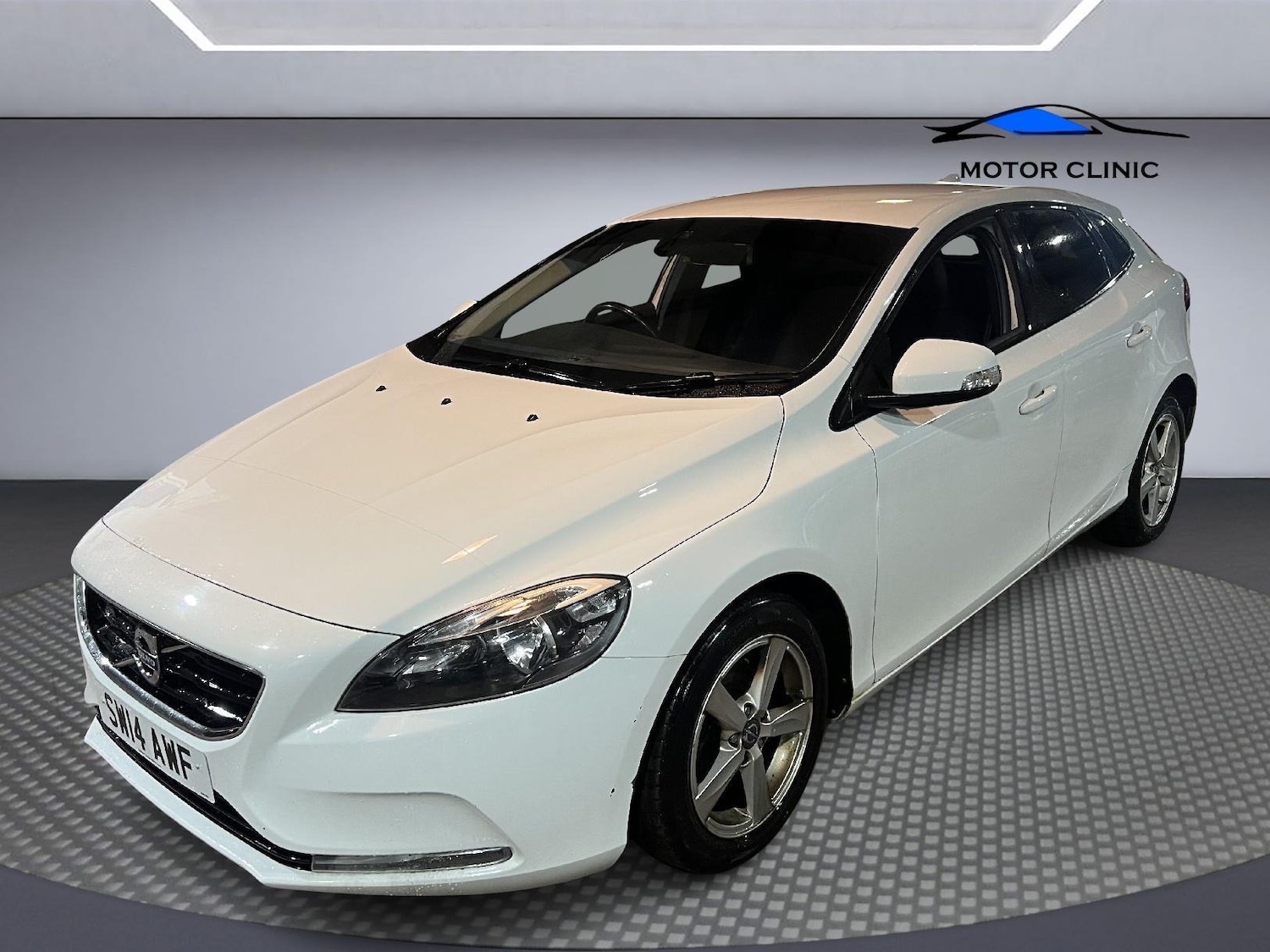 Used Volvo V40 2014 for sale - 76865117: Photo 1