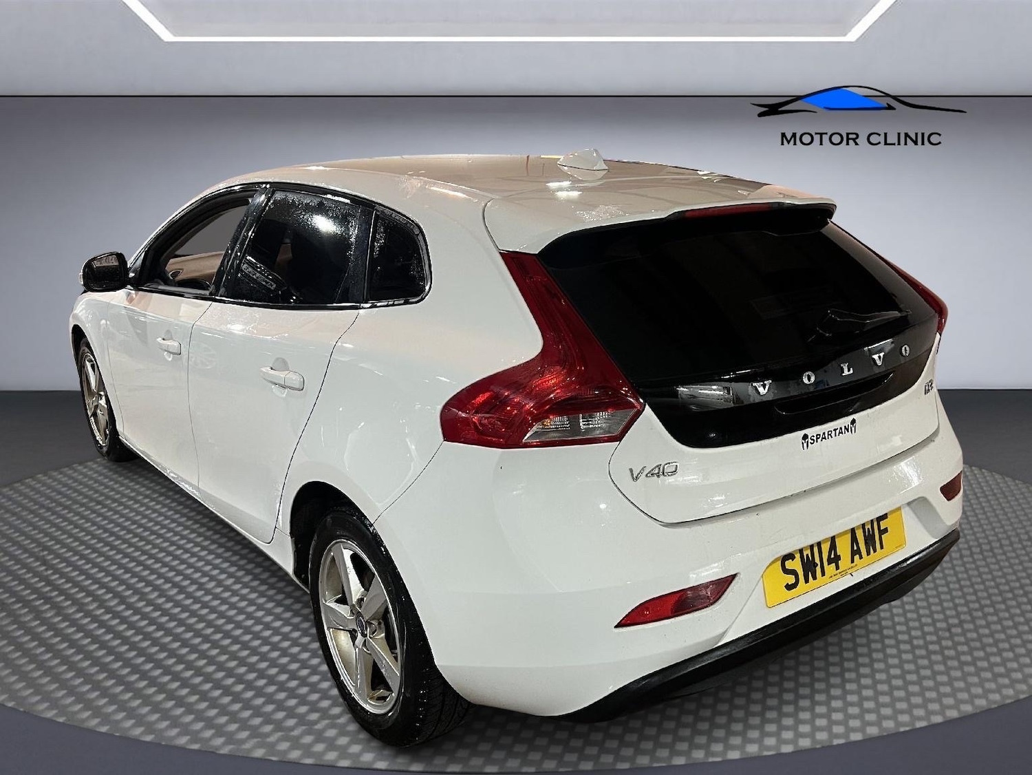 Used Volvo V40 2014 for sale - 76865117: Photo 5