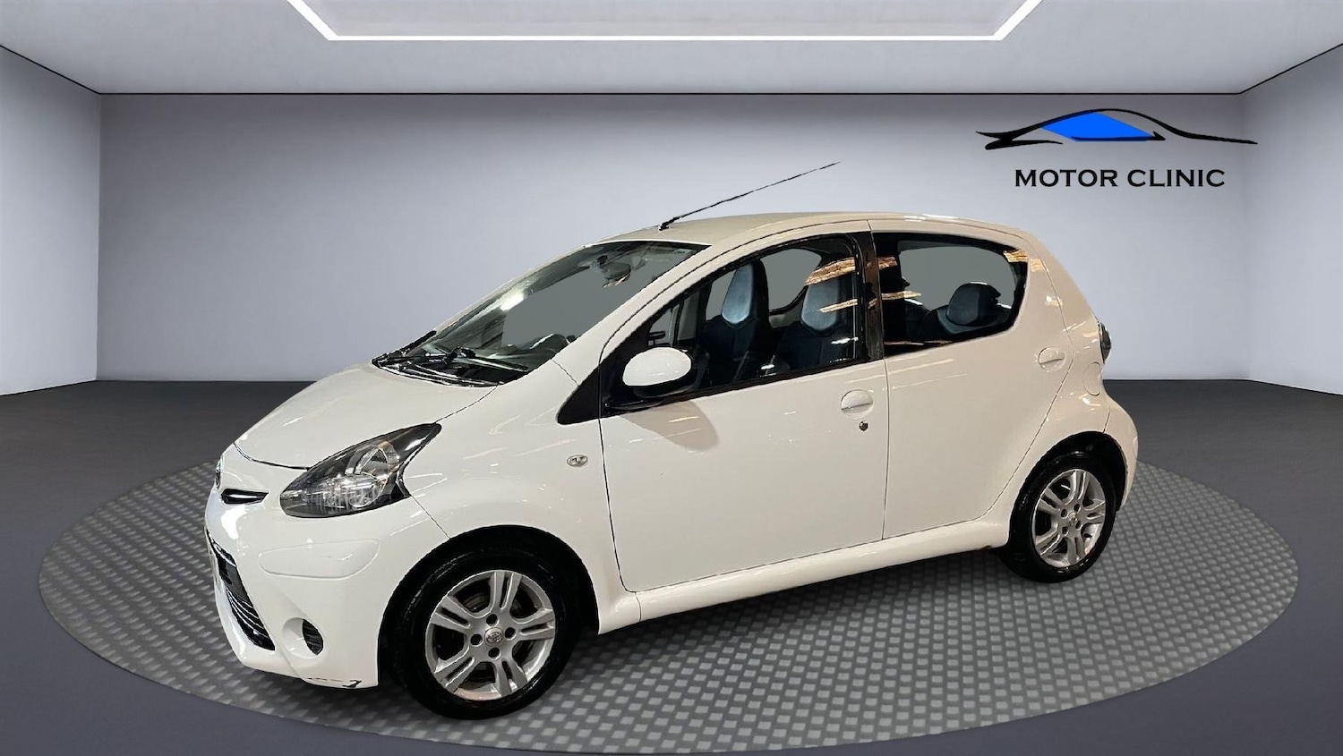 Used Toyota AYGO 2013 for sale - 78057278: Photo 3