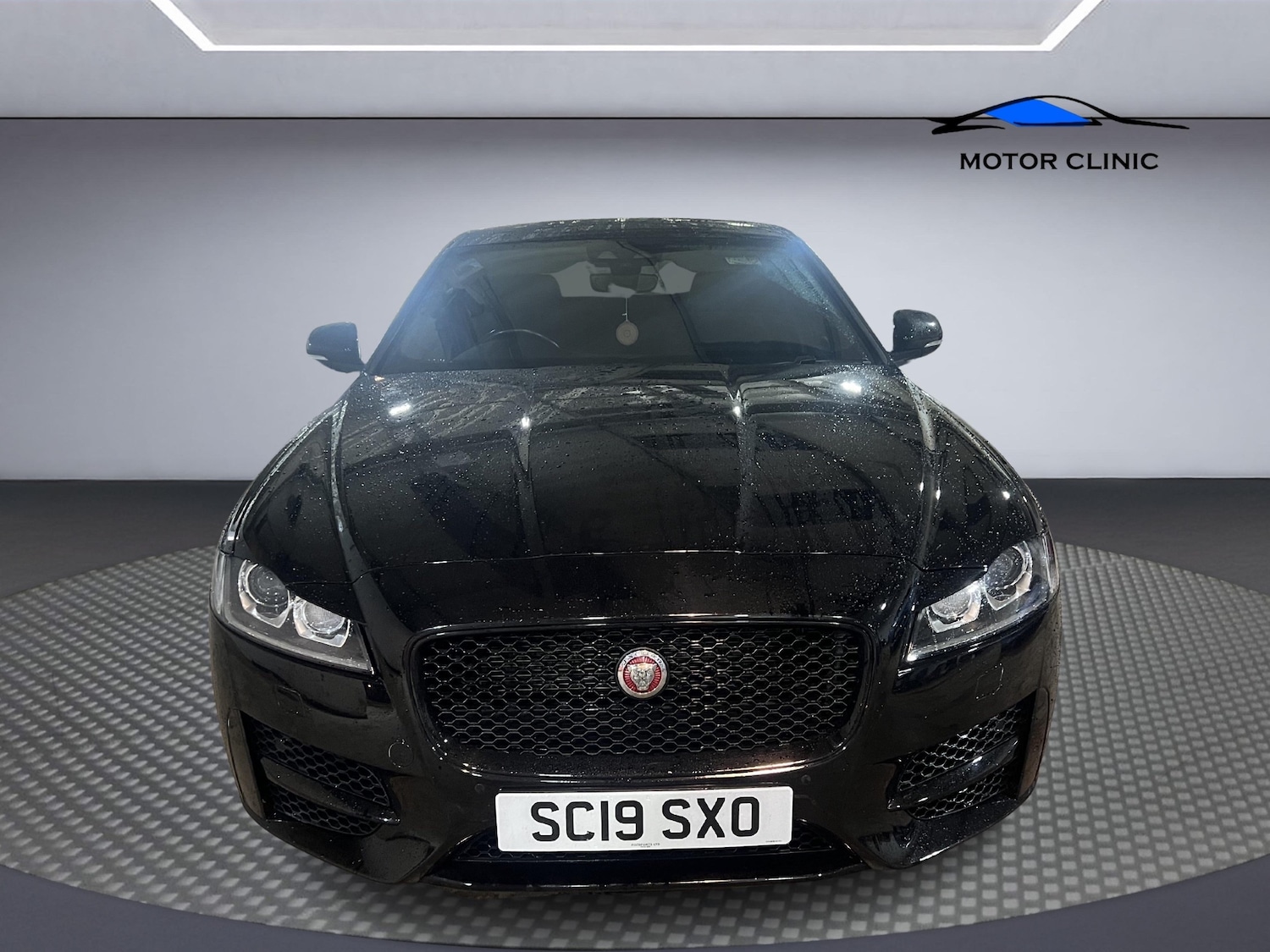 Used Jaguar XF 2019 for sale - 76431785: Photo 10
