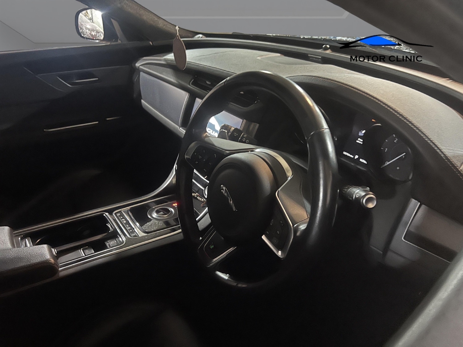 Used Jaguar XF 2019 for sale - 76431785: Photo 12