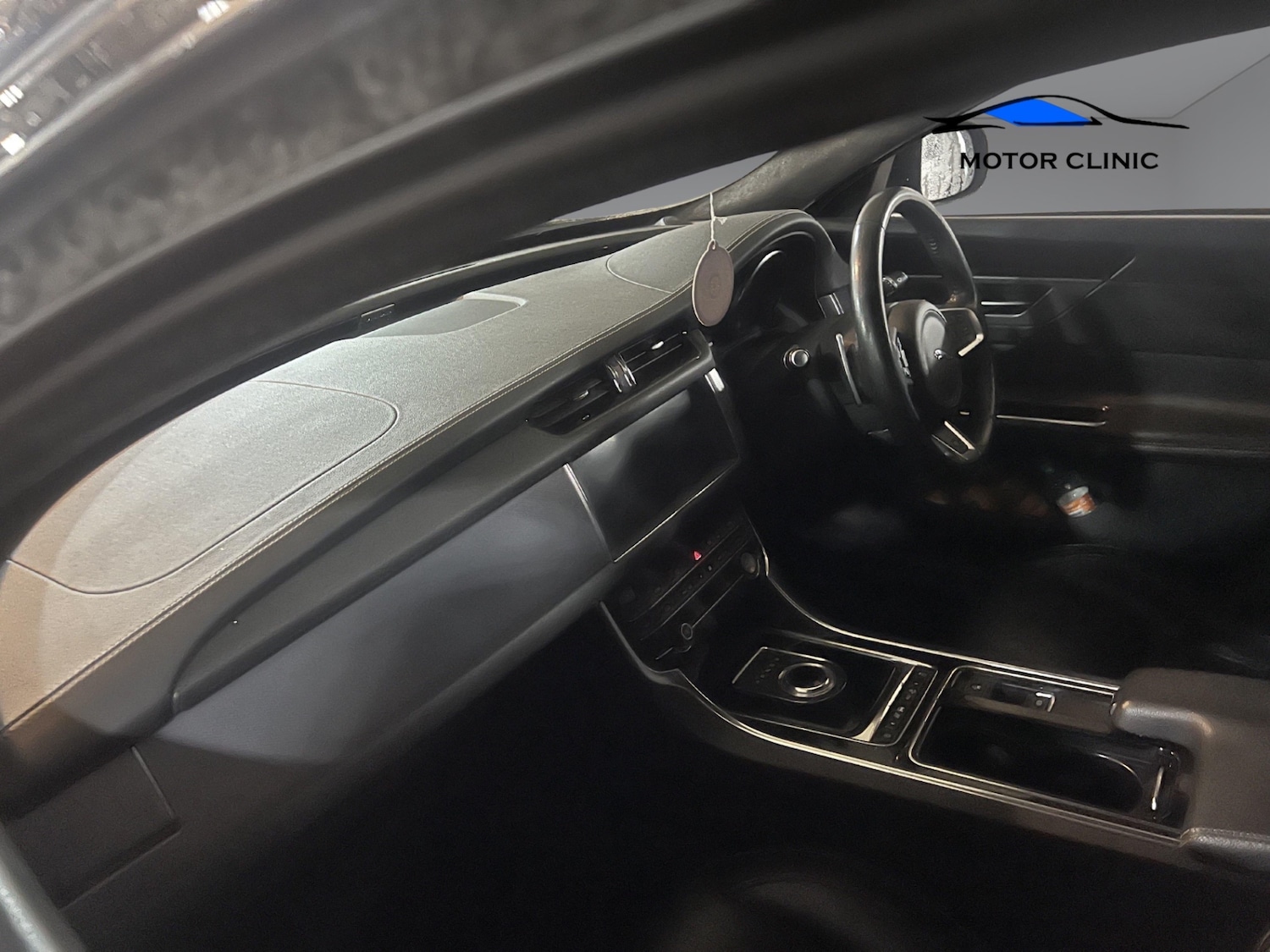 Used Jaguar XF 2019 for sale - 76431785: Photo 13