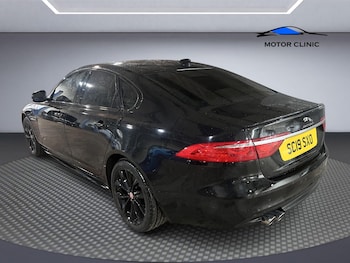 Used Jaguar XF 2019 for sale - 76431785: Photo