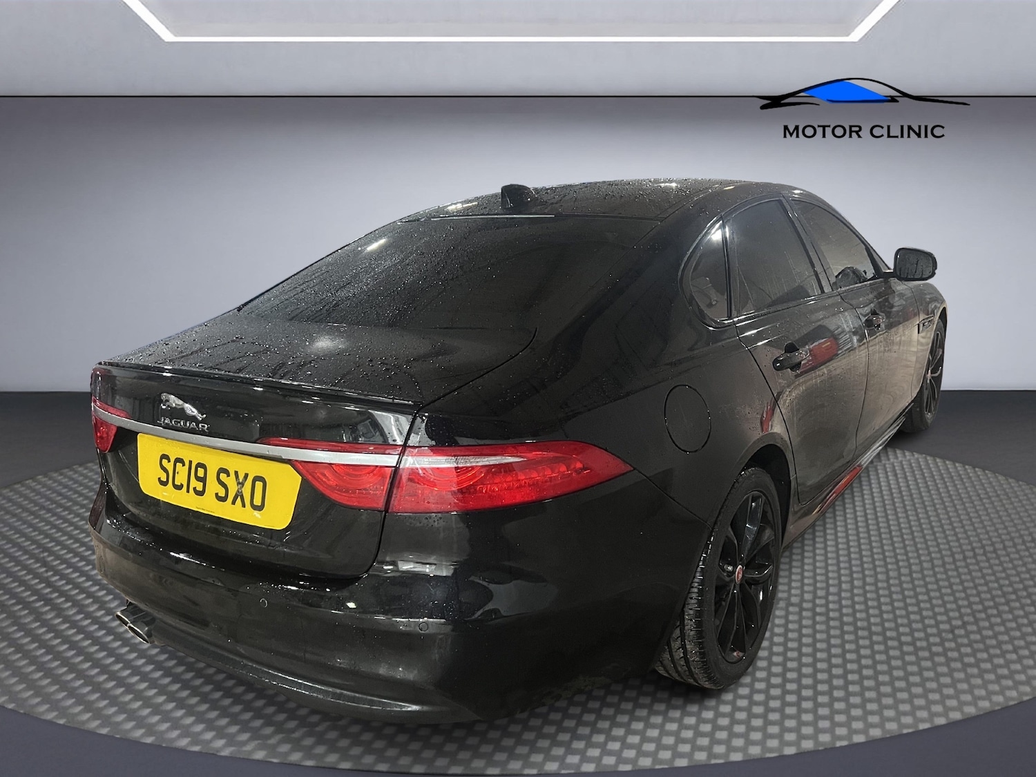 Used Jaguar XF 2019 for sale - 76431785: Photo 6