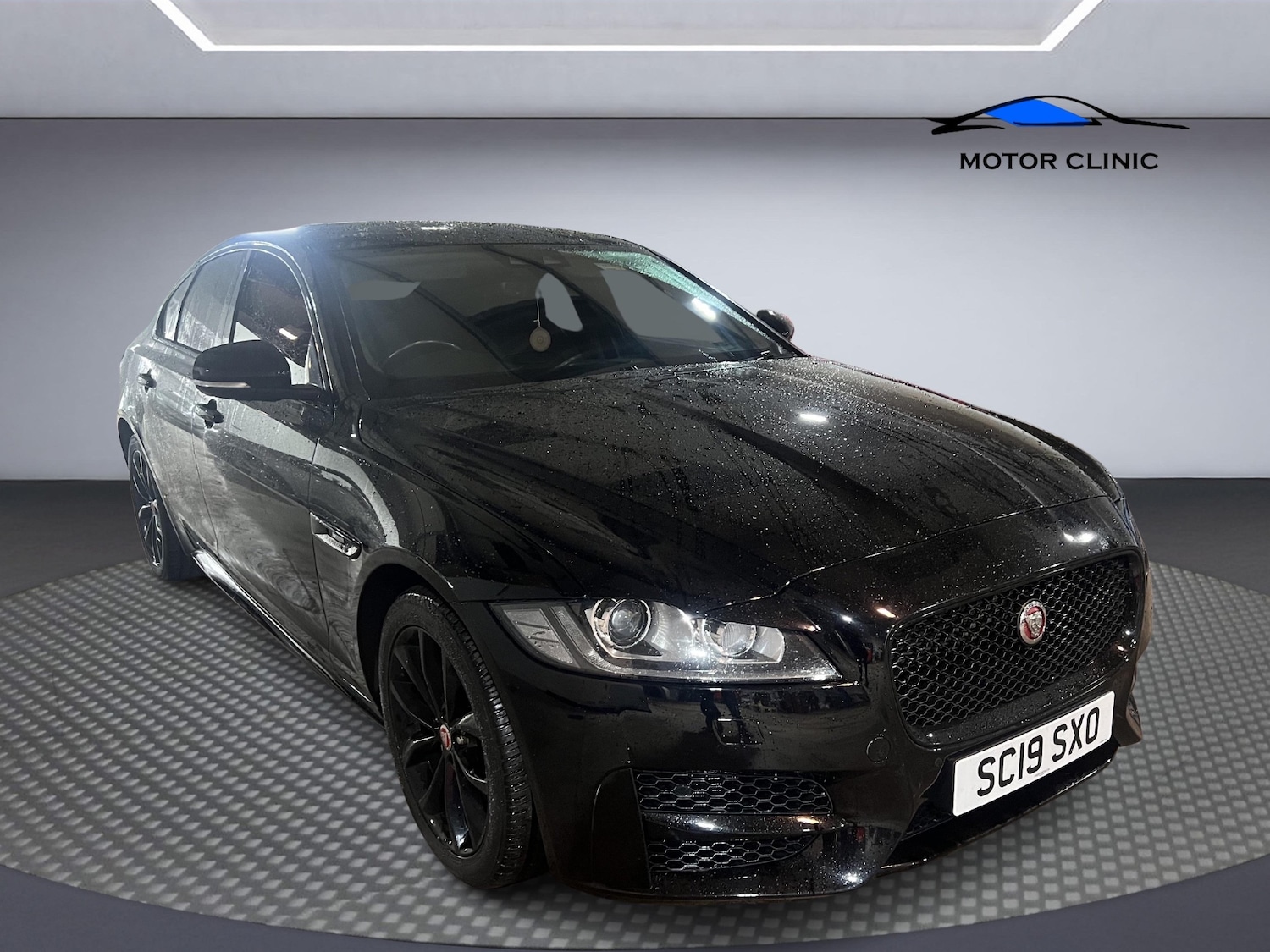 Used Jaguar XF 2019 for sale - 76431785: Photo 9