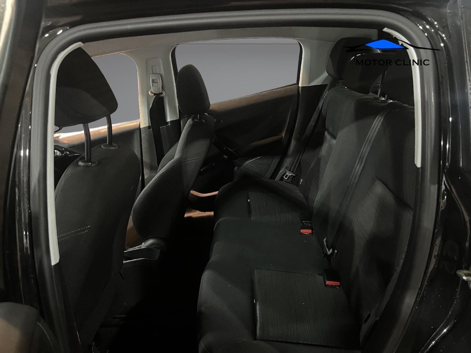 Used Peugeot 208 2012 for sale - 77017203: Photo 11