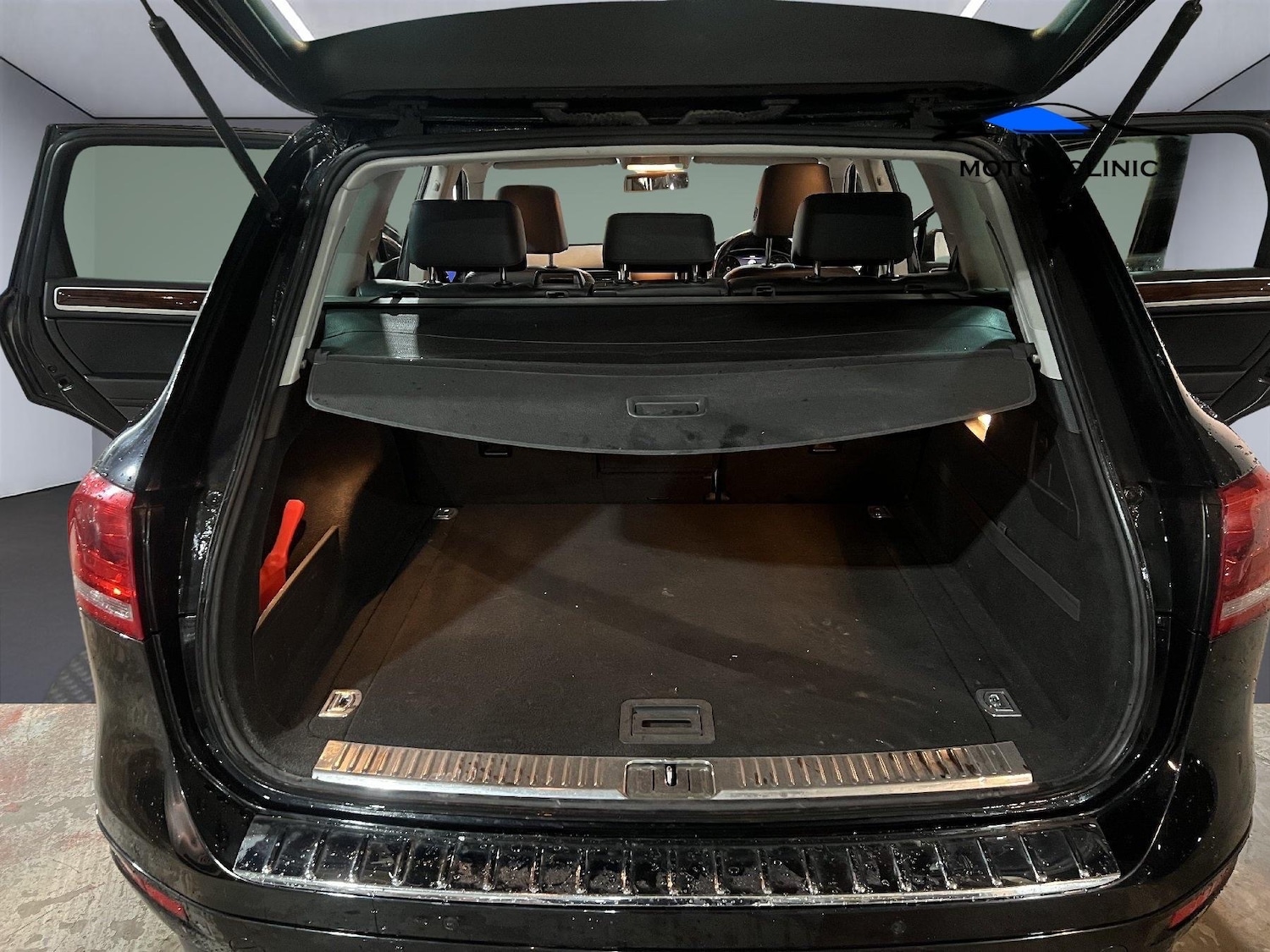 Used Volkswagen Touareg 2012 for sale - 77431650: Photo 17