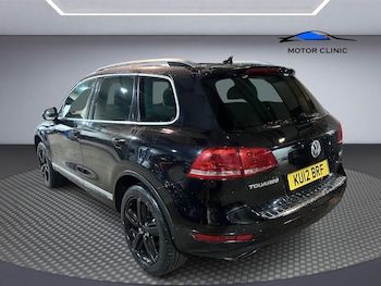 Used Volkswagen Touareg 2012 for sale - 77431650: Photo