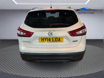 Used Nissan Qashqai 2014 for sale - 76699754: Photo