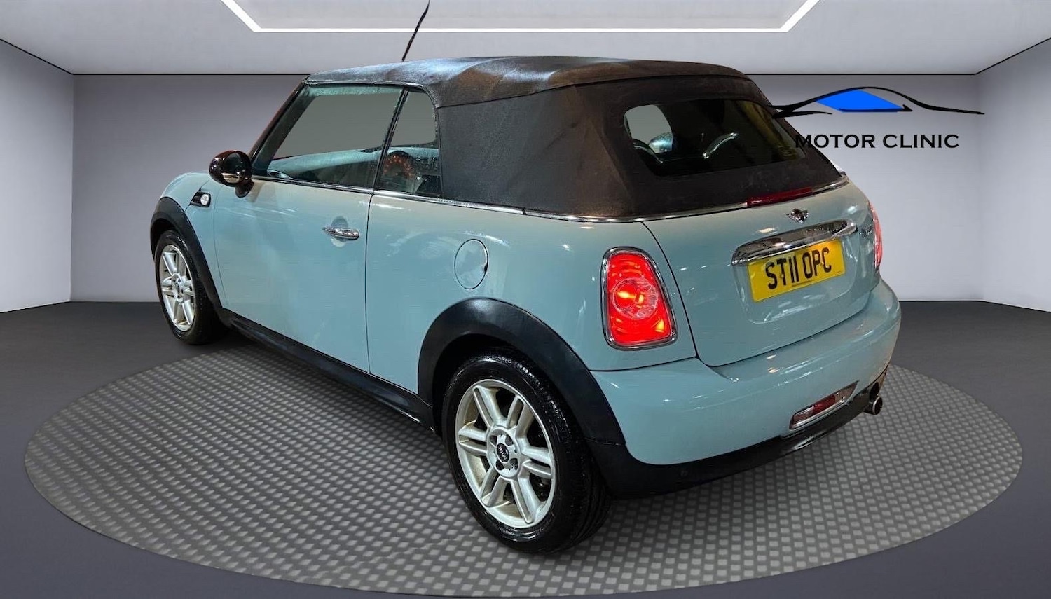 Used MINI Convertible 2011 for sale - 77035788: Photo 7
