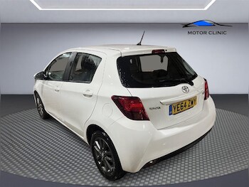 Used Toyota Yaris 2014 for sale - 77799494: Photo