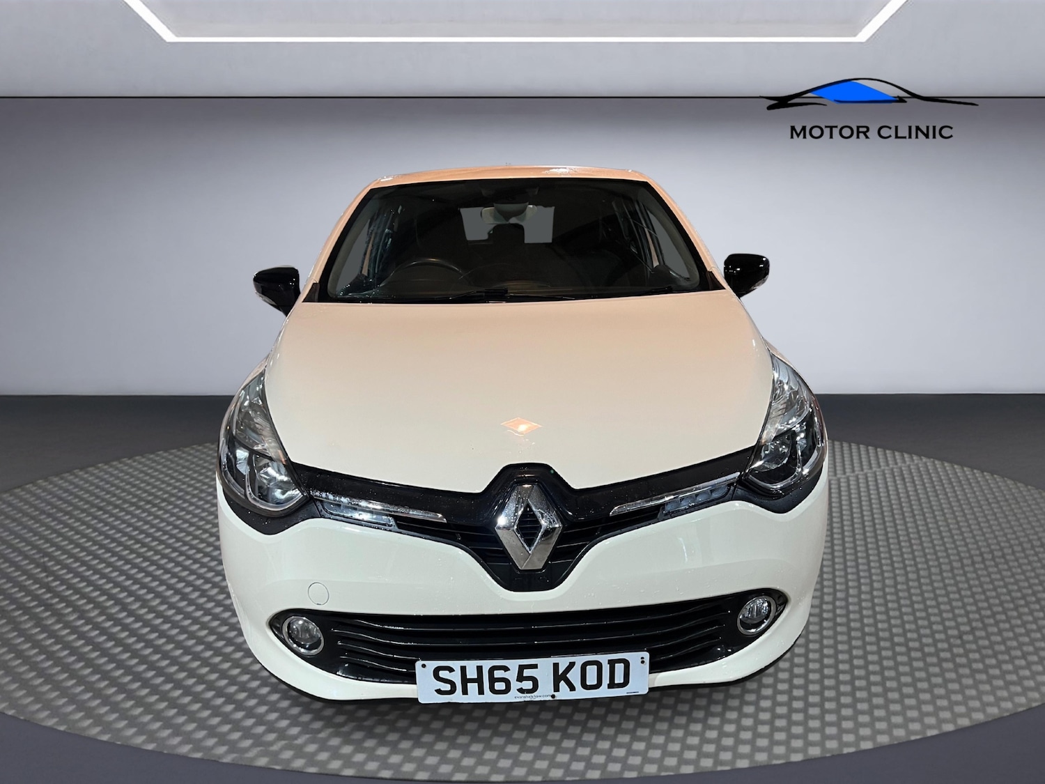 Used Renault Clio 2015 for sale - 76114673: Photo 7