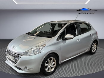 Used Peugeot 208 2013 for sale - 75952443: Photo