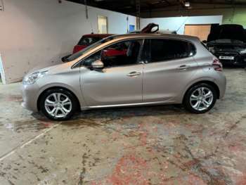 Used Peugeot 208 2013 for sale - 74860782: Photo