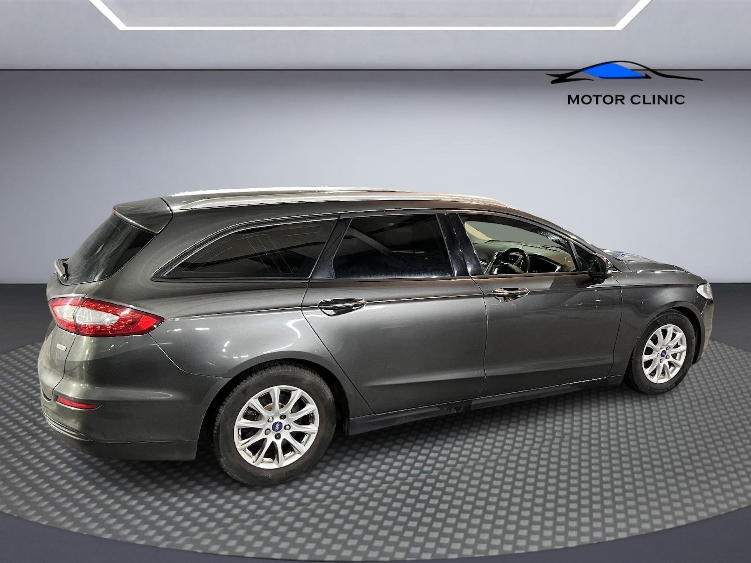 Used Ford Mondeo 2016 for sale - 77973672: Photo 5