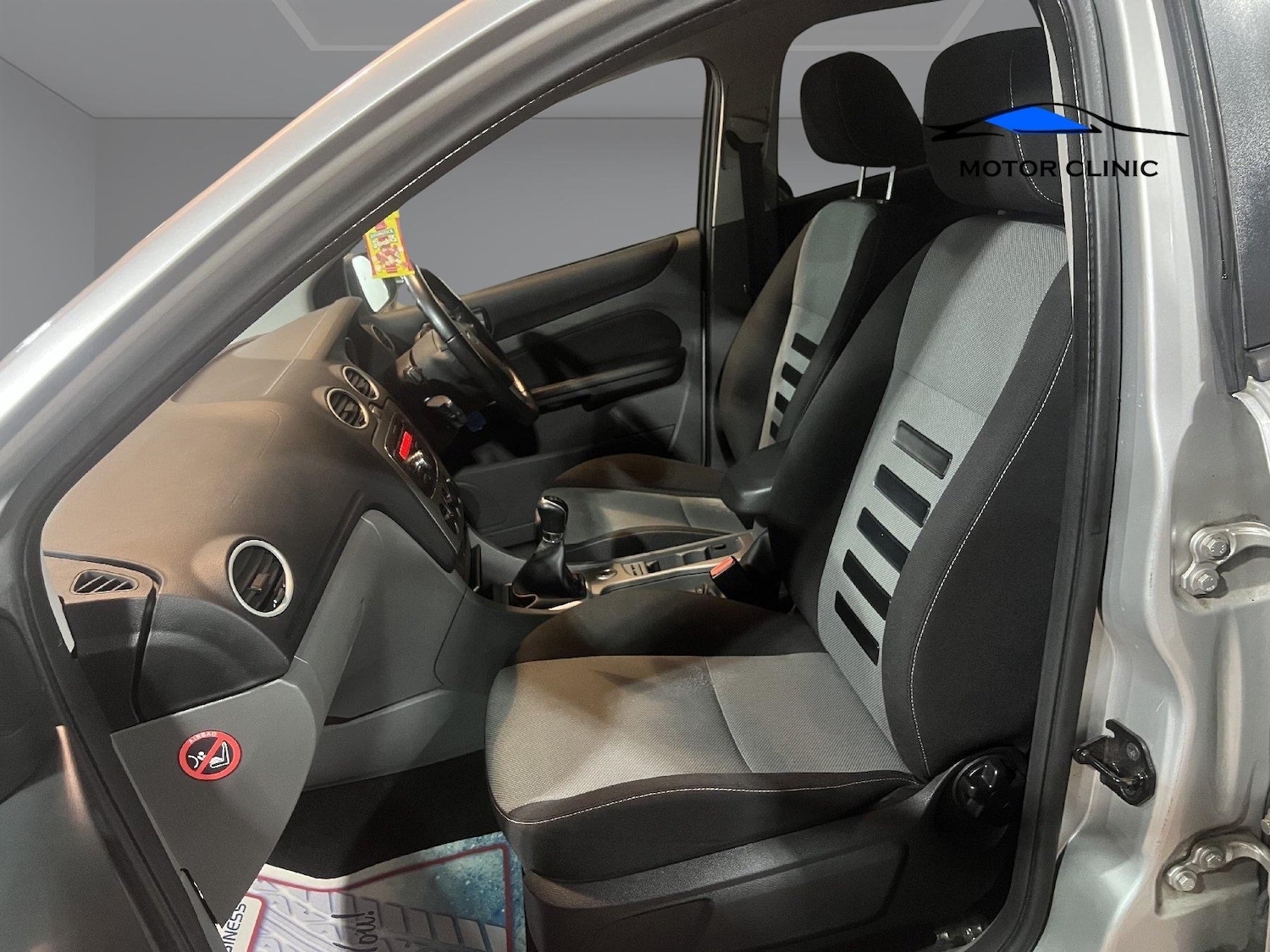 Used Ford Focus 2009 for sale - 77057039: Photo 10