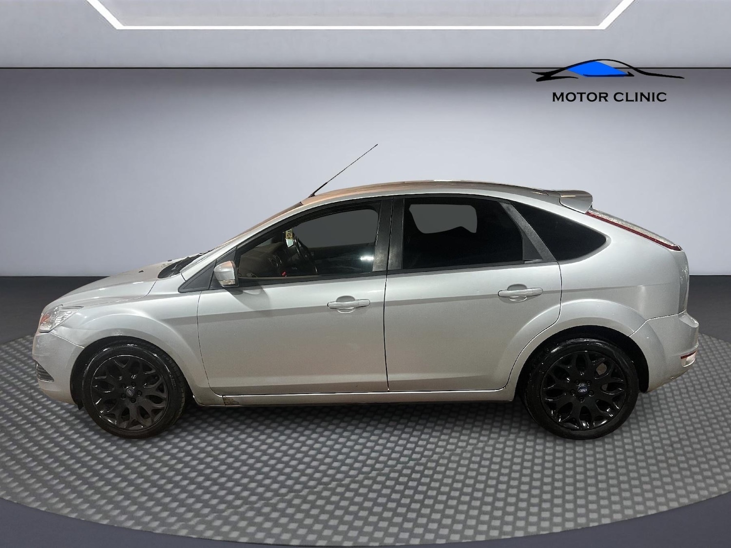 Used Ford Focus 2009 for sale - 77057039: Photo 2