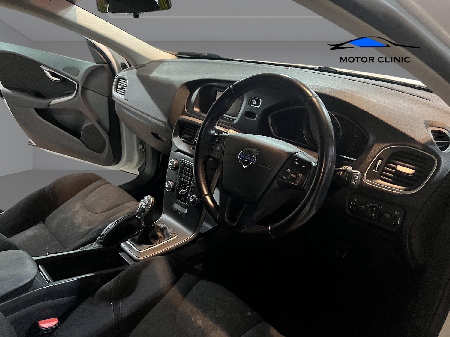 Used Volvo V40 2014 for sale - 77008419: Photo 13